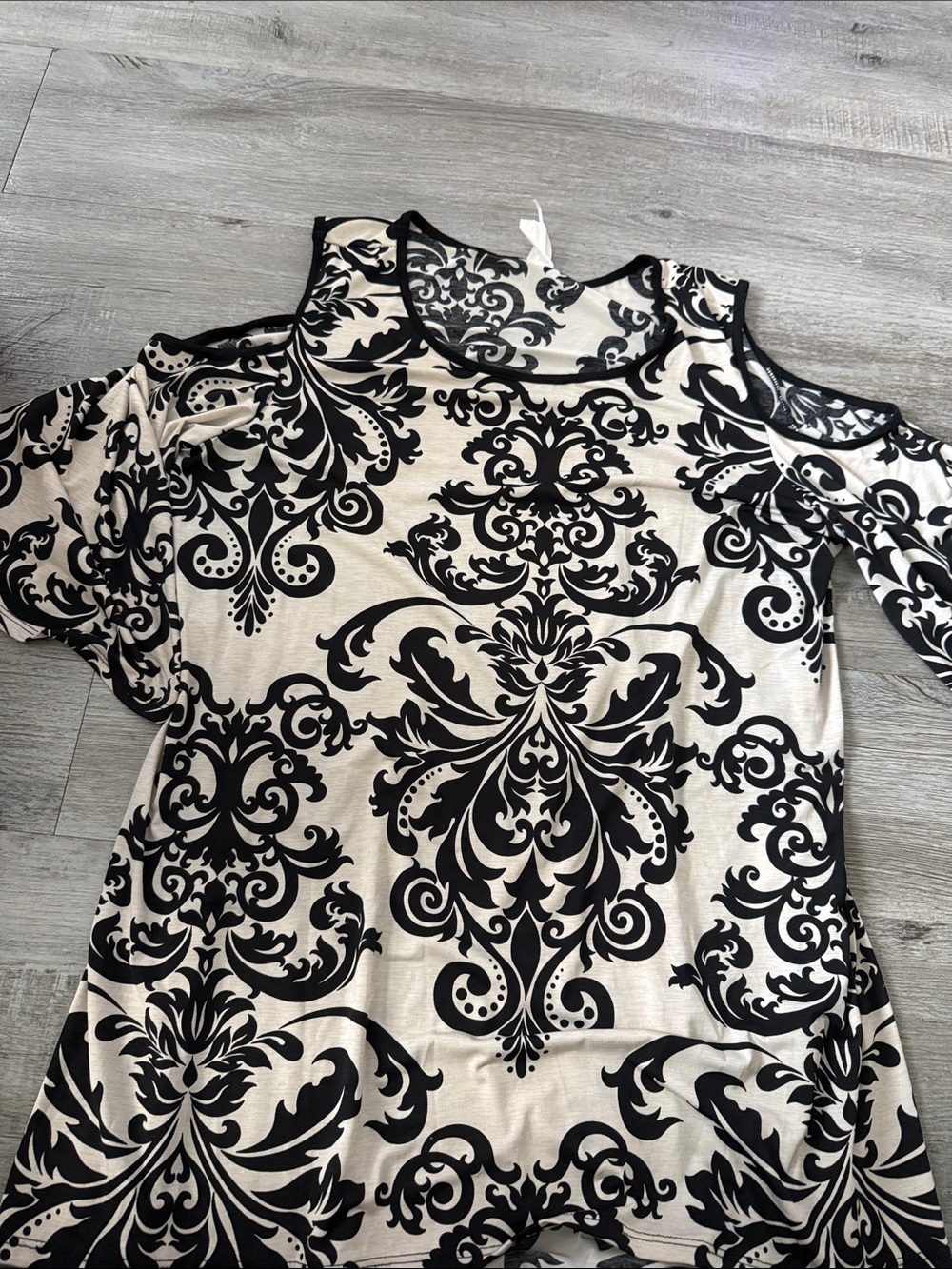Women's Cream Cold-Shoulder Tunic with Black Damask Print